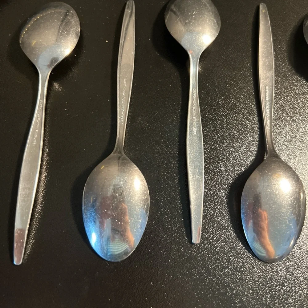 Set of 21 Tea Spoons by Carlton Stainless Japan WOODCREST‎ Flatware 5.5